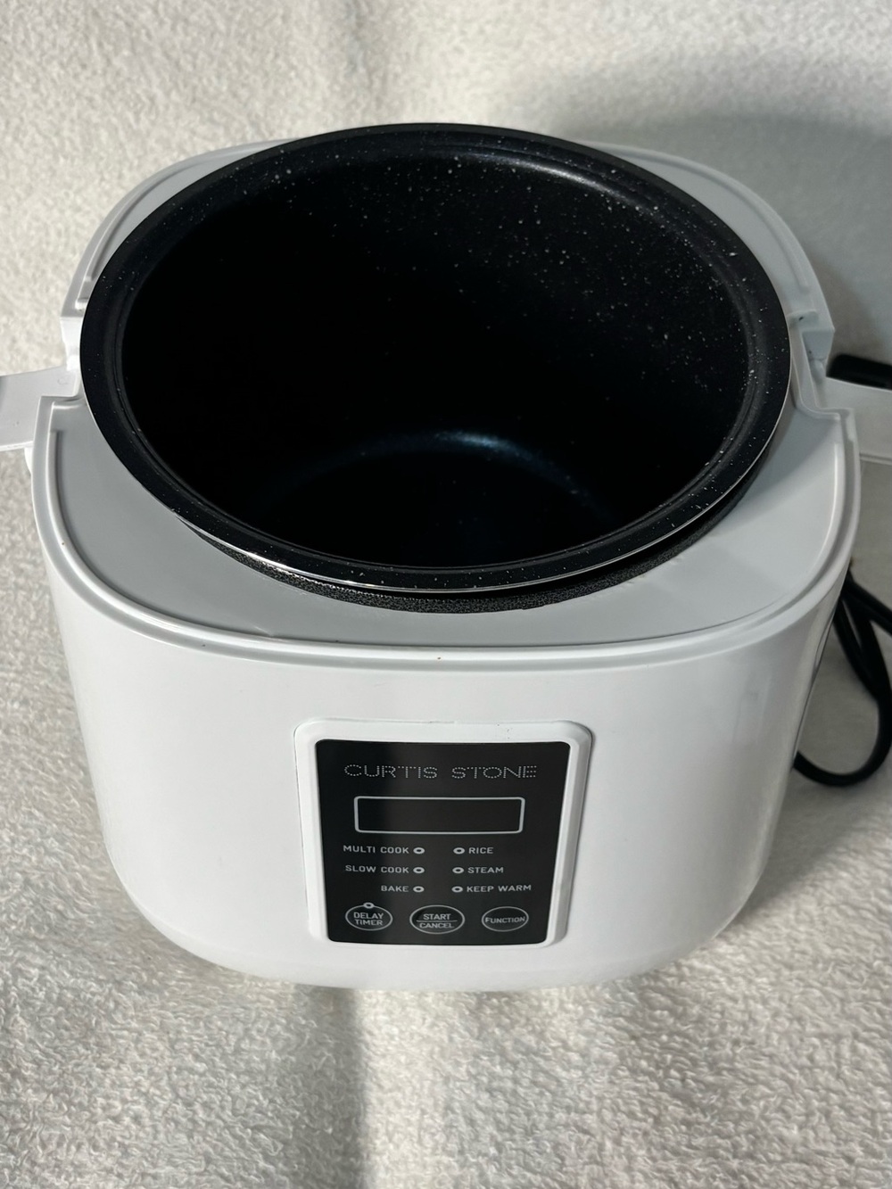White Multi-Function Rice and Slow Cooker - Picture 3 of 11